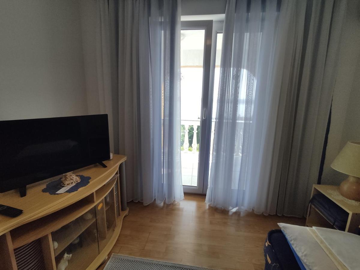 Panaramico Superior Apartments Lili With Sea View In Dramalj Exterior photo