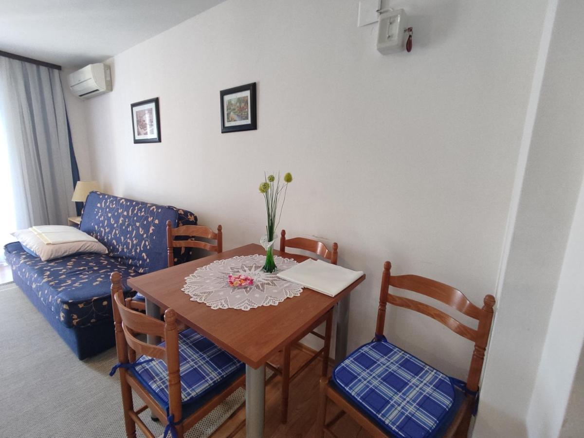 Panaramico Superior Apartments Lili With Sea View In Dramalj Exterior photo